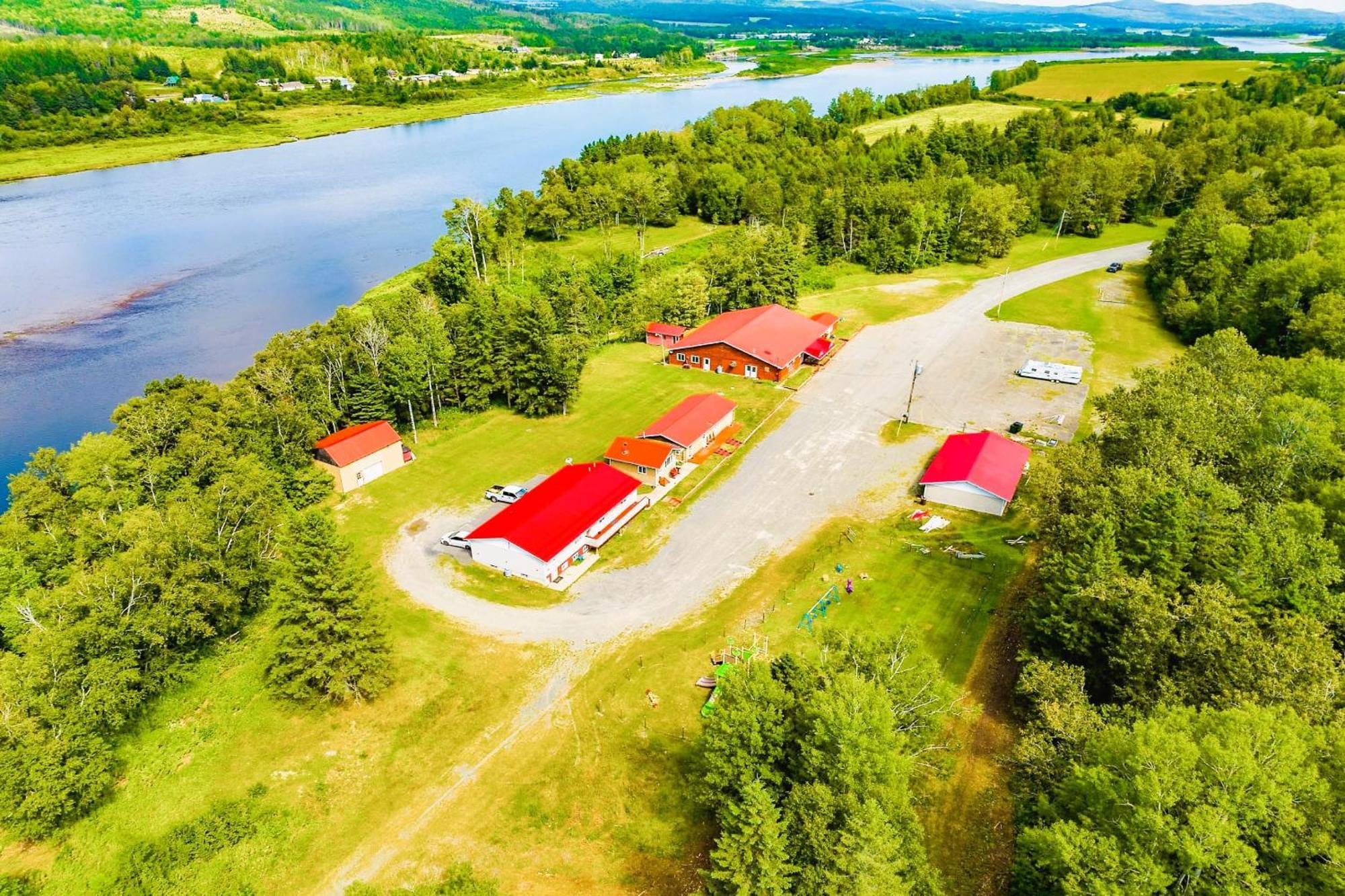 Saint John Plantation Love Hotels St John River By Oyo At Fort Kent Me מראה חיצוני תמונה